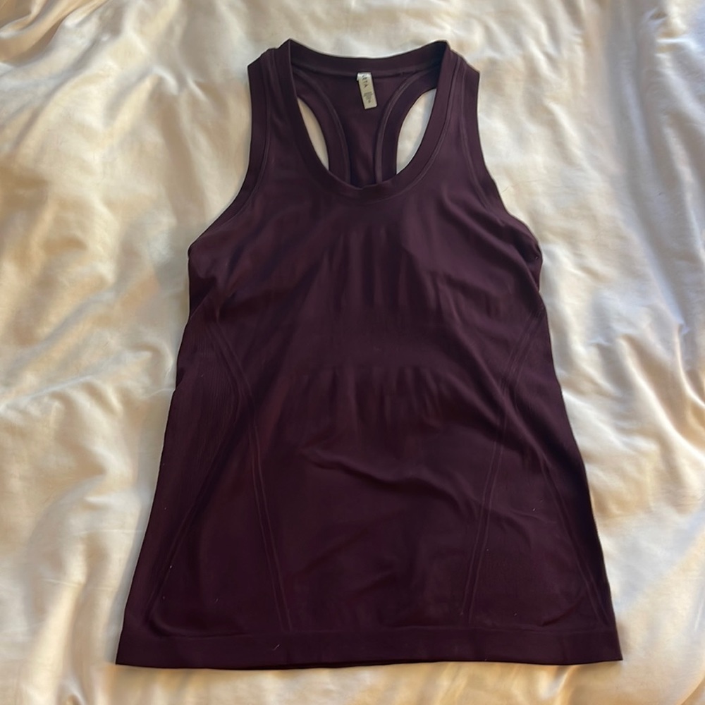 Athleta momentum tank size small